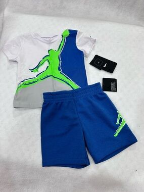 Kids' Nike Jordan White and Blue T-Shirt and Shorts Set